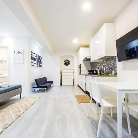 Scirocco House By Holidayhome24 Apartment